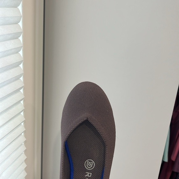 Round toe Rothy’s size 8 - Picture 6 of 7
